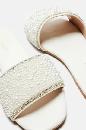 All In The Details Sandals - White