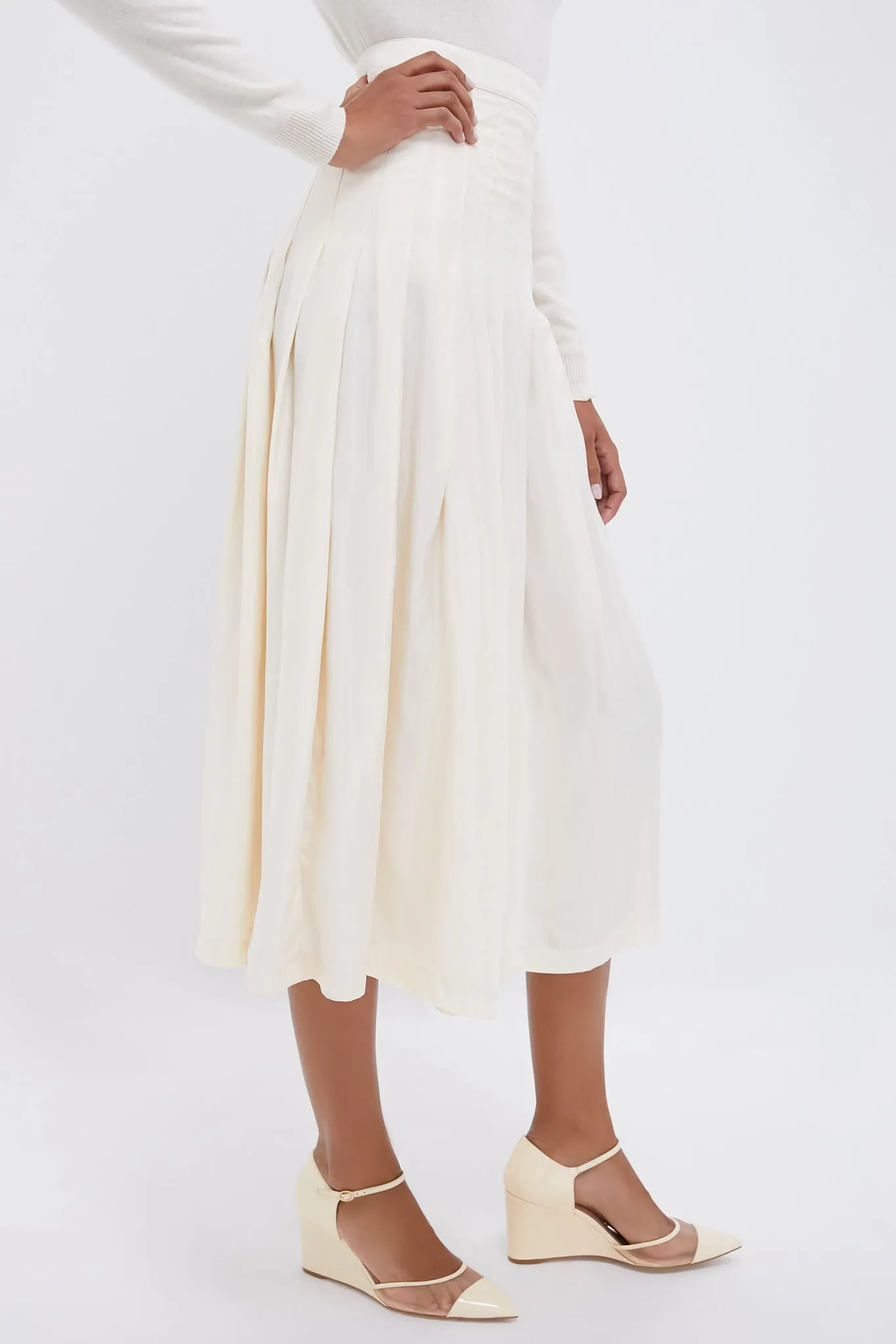 Arctic Wolf Atelier Pleated Maxi Skirt