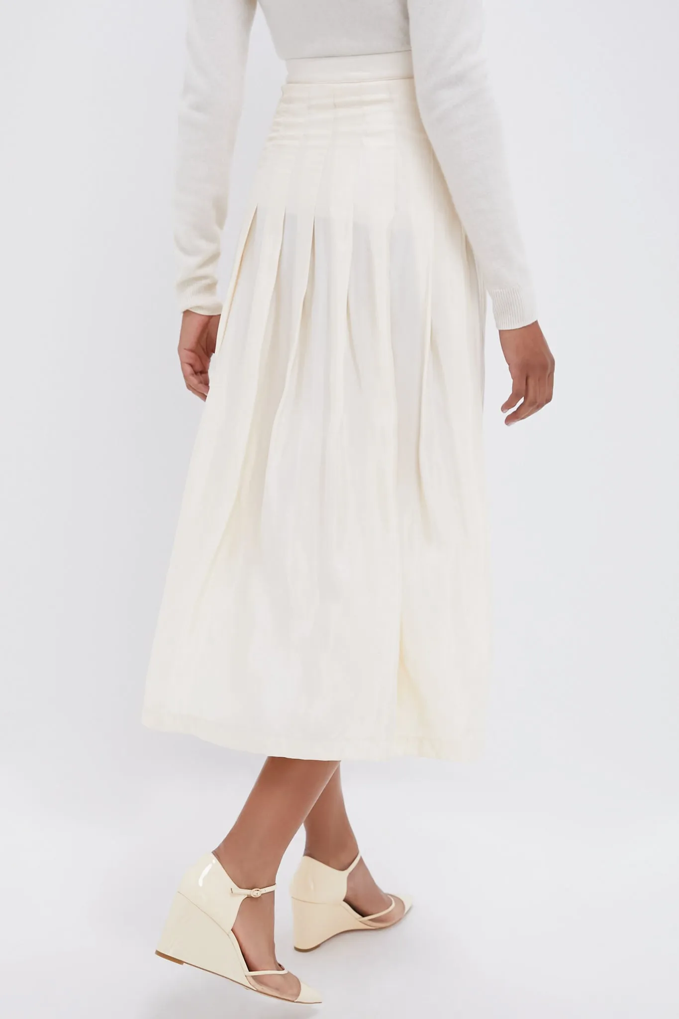 Arctic Wolf Atelier Pleated Maxi Skirt