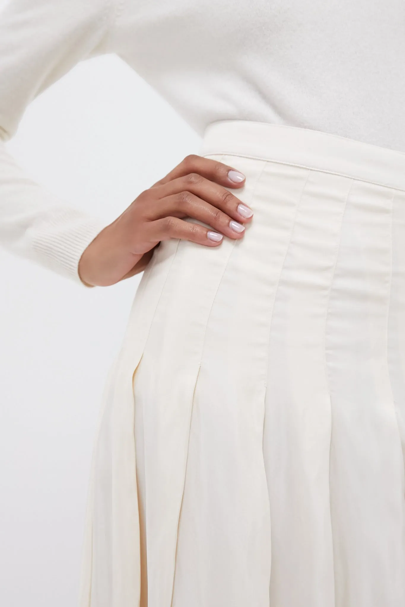 Arctic Wolf Atelier Pleated Maxi Skirt