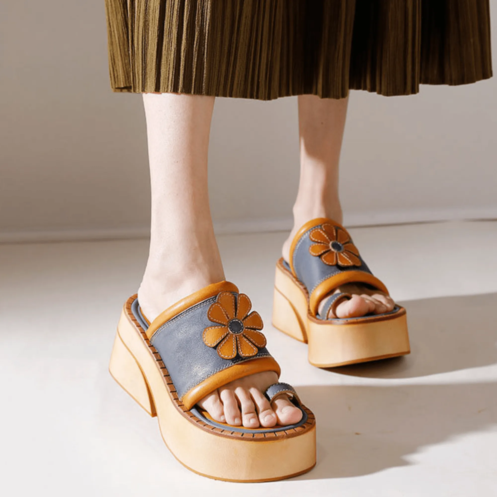 Vintage-inspired Leather Wedges Sandals For Her