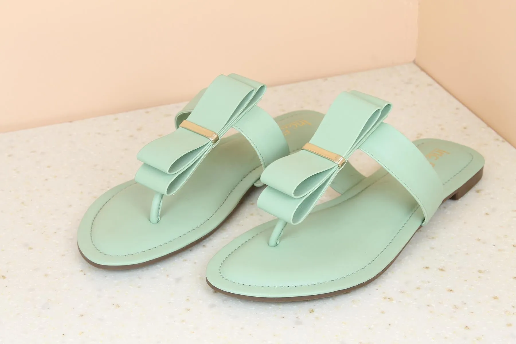 Women Pista Flat Casual Sandals