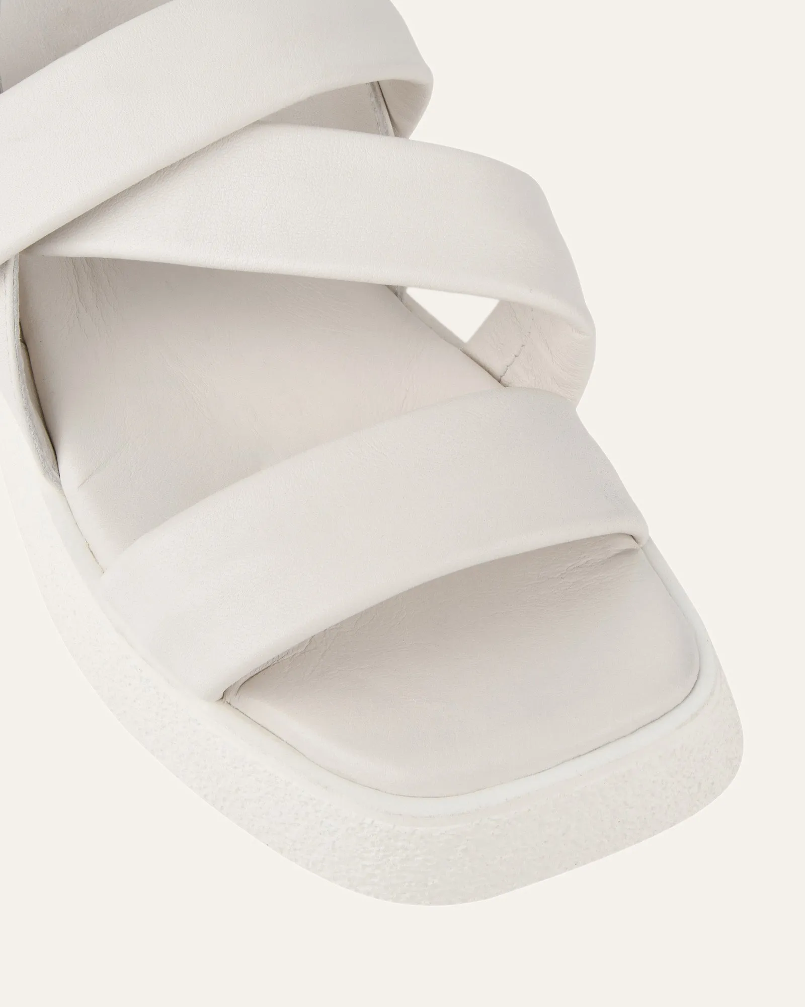 ZIA FLAT SANDALS WHITE LEATHER