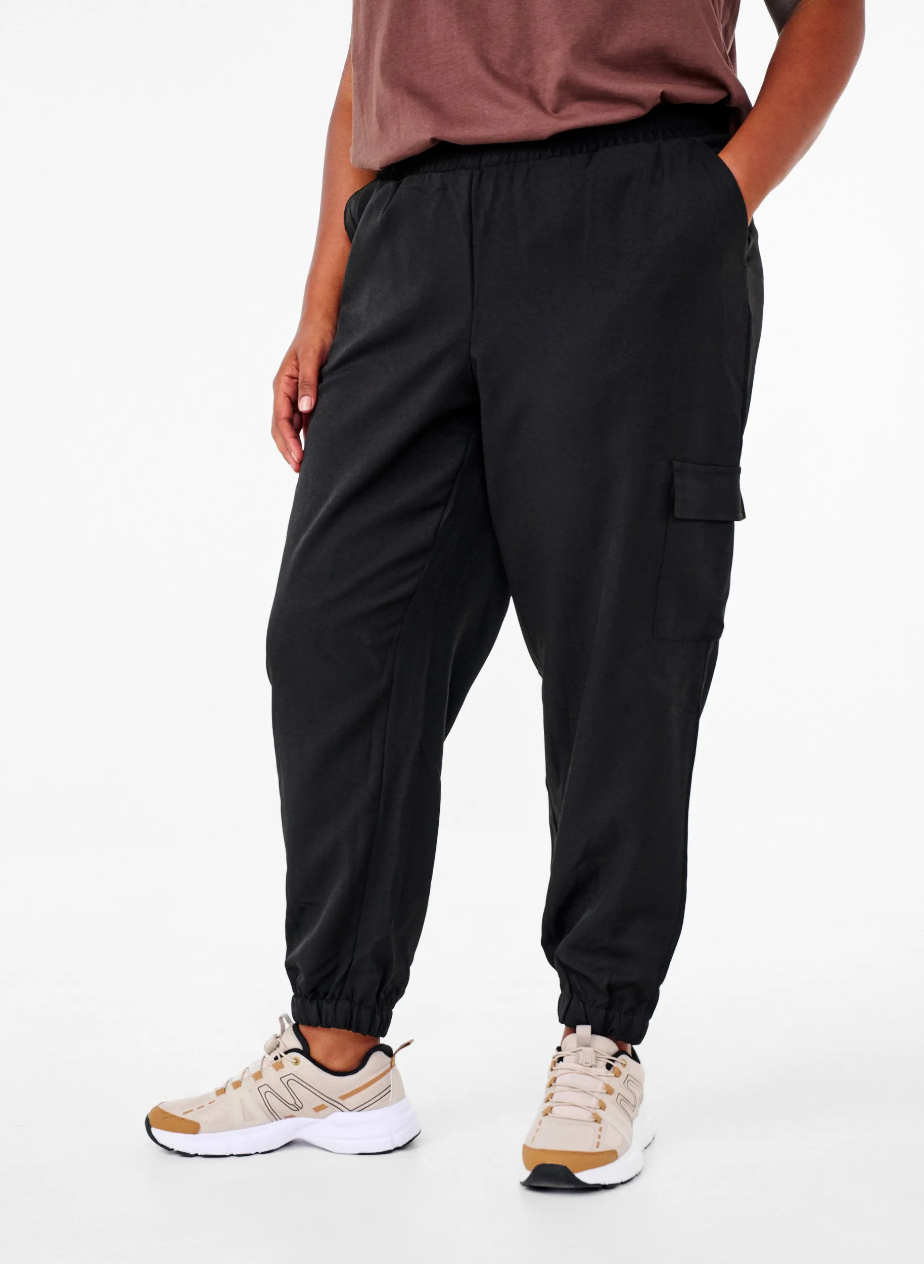 Zizzi Nevada Trousers in Black